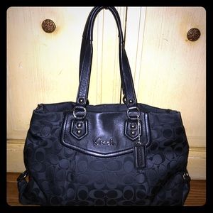 Coach Bag •• Ashley